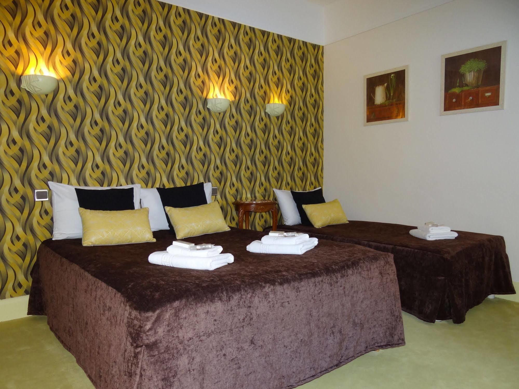 Hotel California Vichy Eksteriør billede